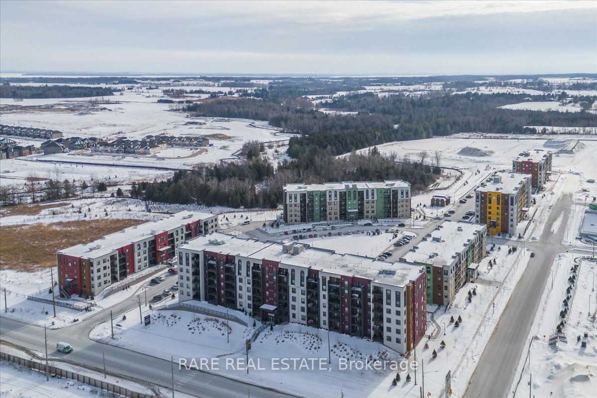 Condo for sale at 210-4 Spice Way, Barrie, Rural Barrie Southeast, L9J 0M2 - MLS: S11945767