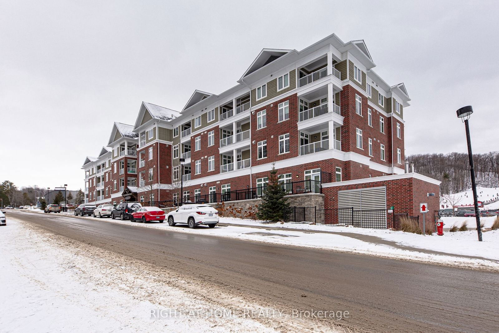 Condo for sale at 113-40 HORSESHOE Boulevard, Oro-Medonte, Horseshoe Valley, L4M 4Y8 - MLS: S11946613