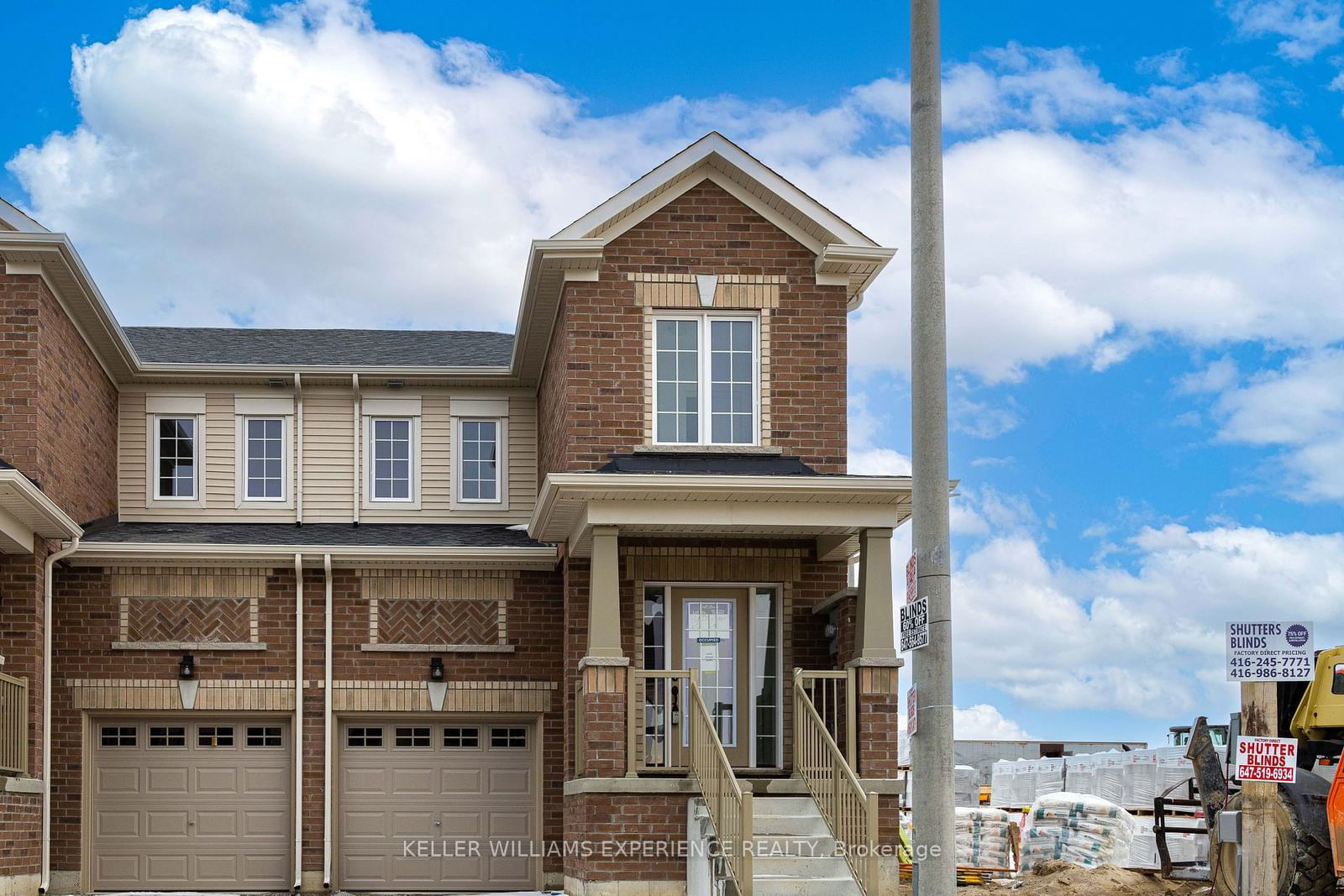 Townhouse for sale at 2 Wagon Lane, Barrie, Innis-Shore, L9J 0V1 - MLS: S11947171