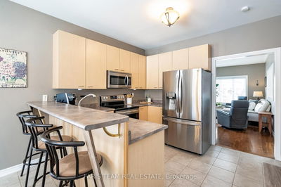 18 Maple Dr, Wasaga Beach - Wasaga Beach image-0-4