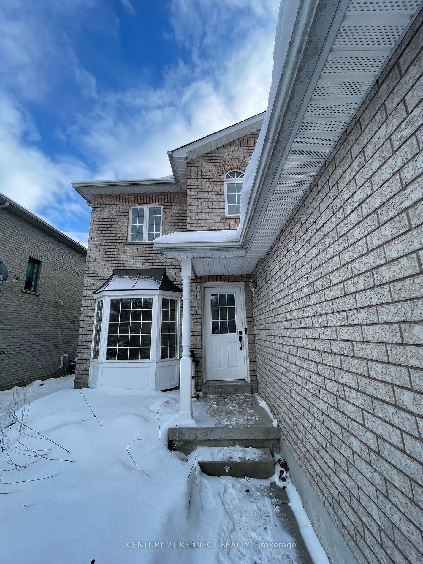 Detached House for lease at 35 Drake Drive, Barrie, Painswick South, L4N 8X4 - MLS: S11951286