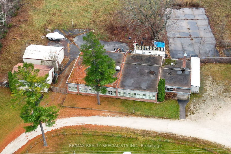 3267 Mosley St, Wasaga Beach, L9Z 1V2 | Image 2