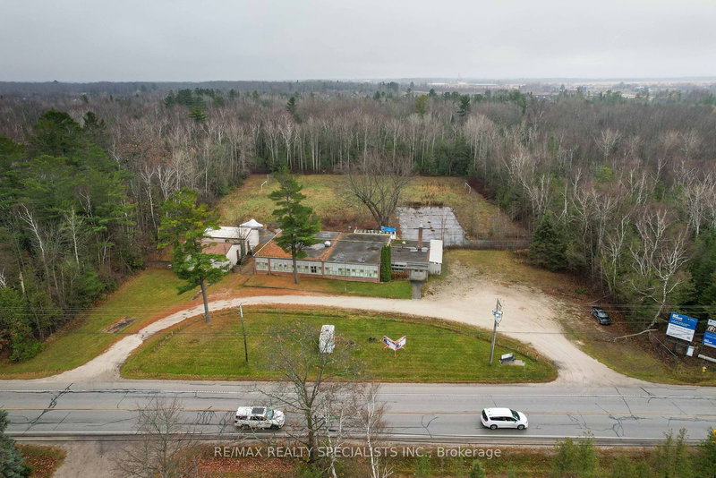 3267 Mosley St, Wasaga Beach, L9Z 1V2 | Image 3