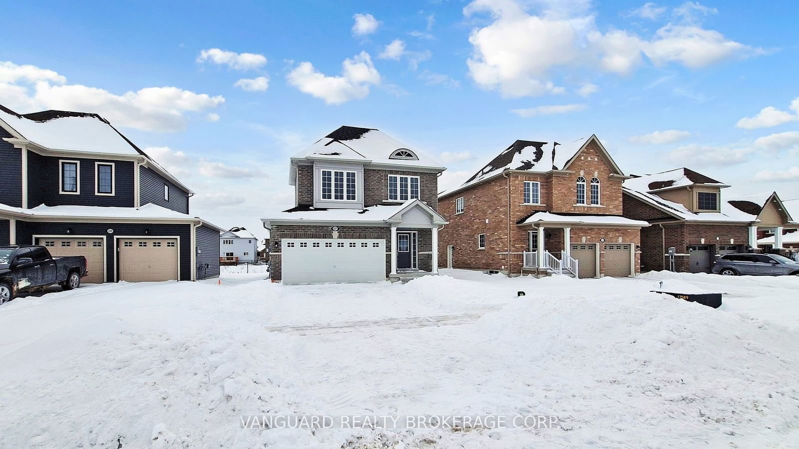 Building at 227 Mckenzie Drive, Clearview, Stayner