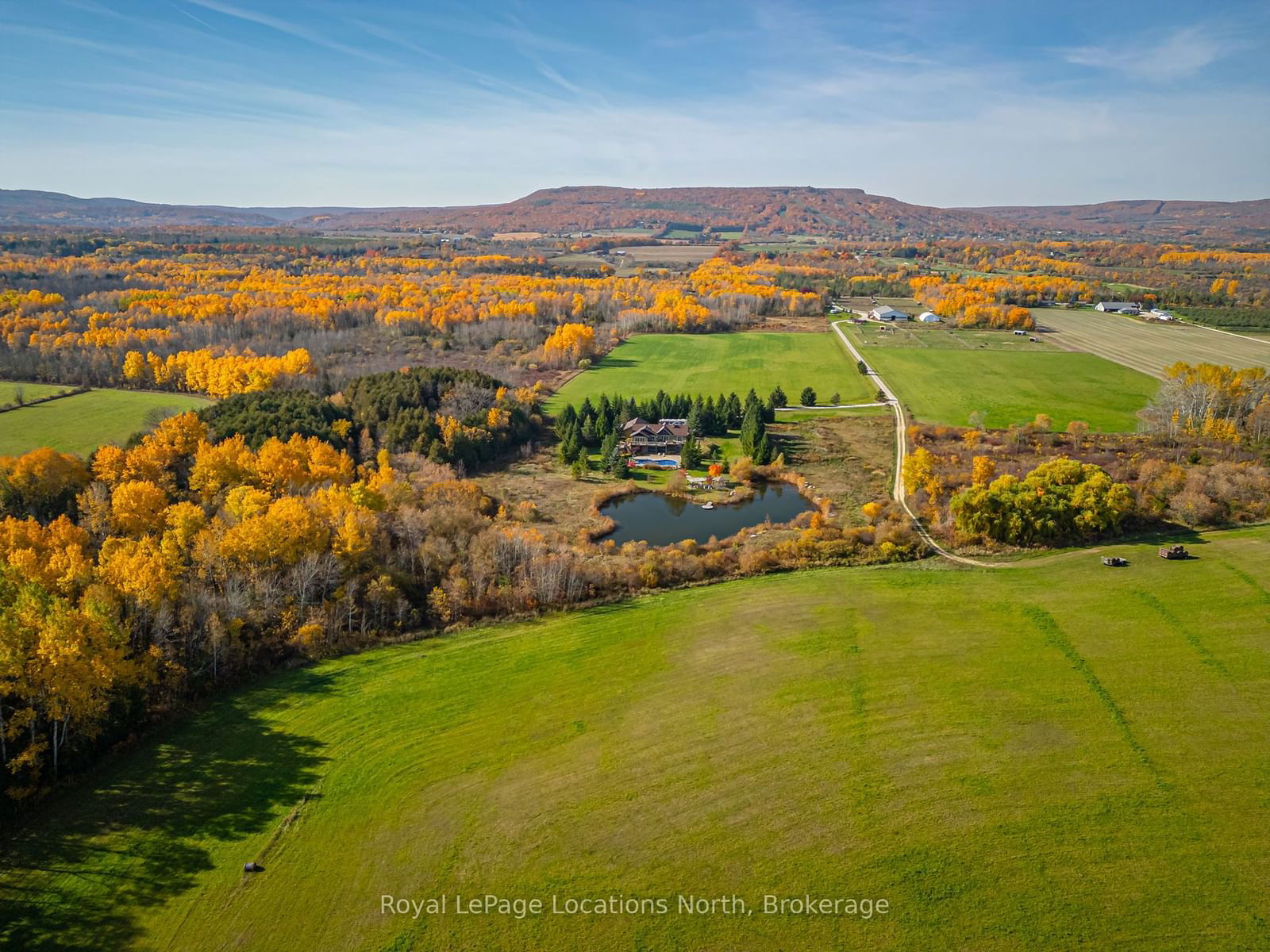 Detached House for sale at 2623 Con 10 N Nottawasaga Road, Clearview, Rural Clearview, L9Y 3Y9 - MLS: S11952985