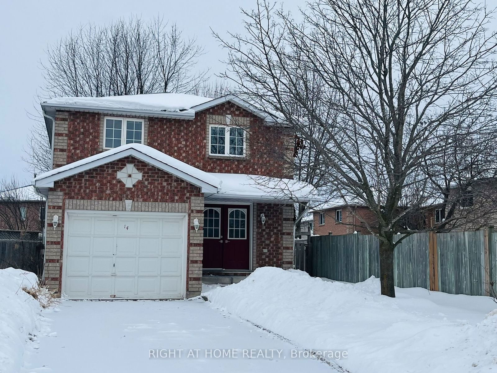 Detached House for lease at 14 Downing Crescent, Barrie, Holly, L4N 8V7 - MLS: S11954342