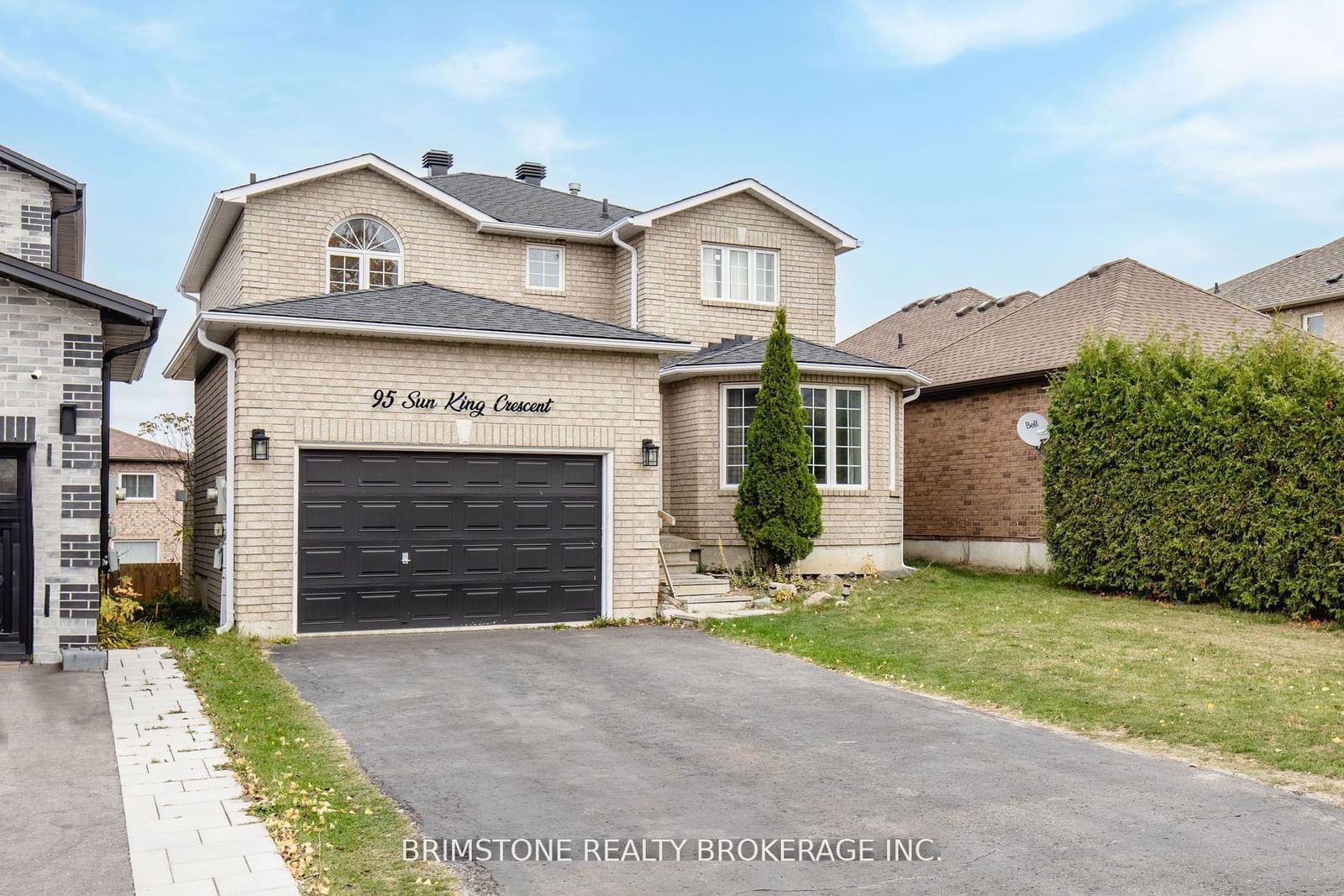 Detached House for sale at 95 Sun King Crescent, Barrie, Innis-Shore, L4M 7K4 - MLS: S11954926