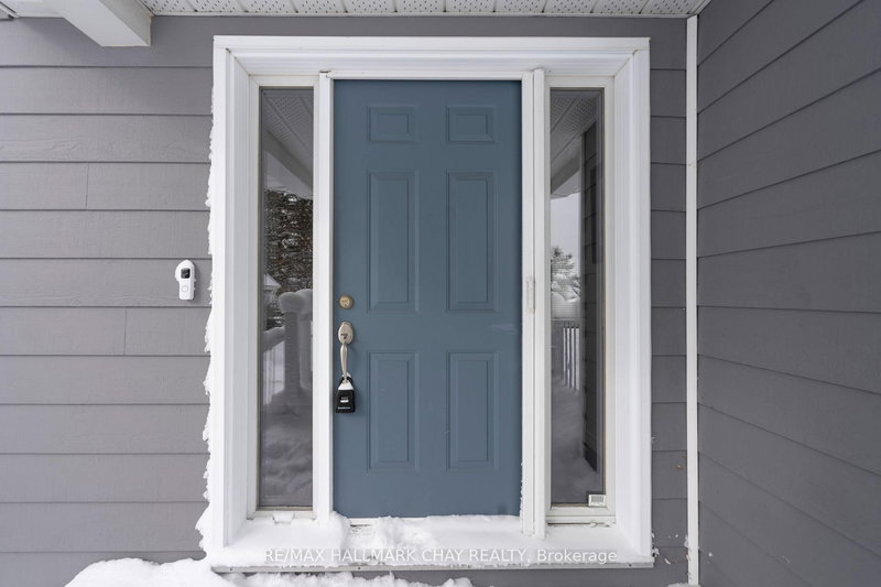 54 Highland Dr, Oro-Medonte, L0L 2L0 | Image 3