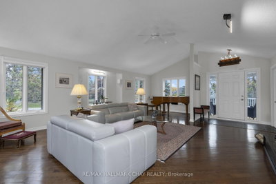54 Highland Drive — photo 6