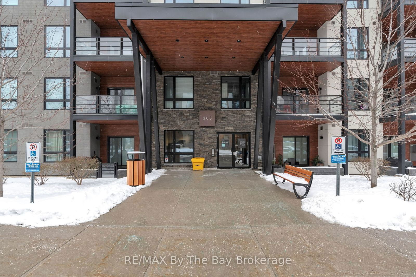 Condo for sale at 309-300 ESSA Road, Barrie, 400 West, L9J 0B9 - MLS: S11955988