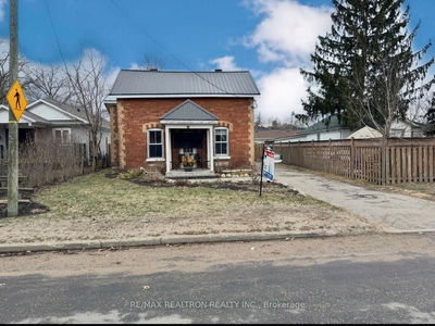 86 Henry St, Barrie - Queen's Park