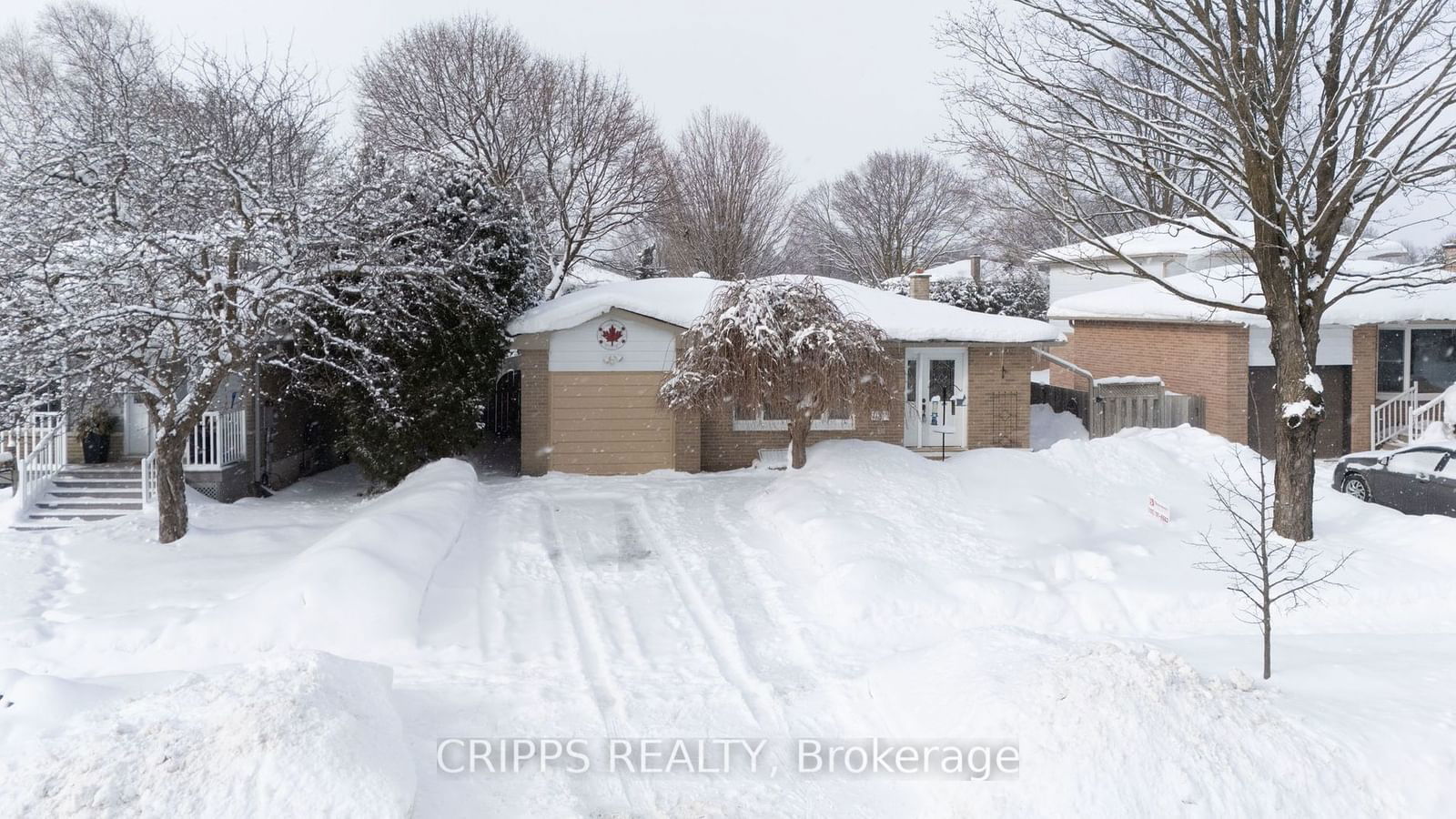 Semi-Detached House for sale at 6 Lonsdale Place, Barrie, Grove East, L4M 4J1 - MLS: S11958201