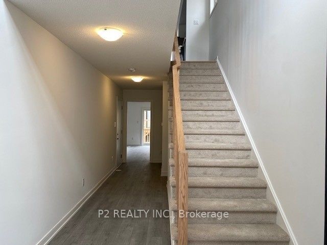 Townhouse for lease at 49 Red Maple Lane, Barrie, Innis-Shore, L9J 0N9 - MLS: S11958664