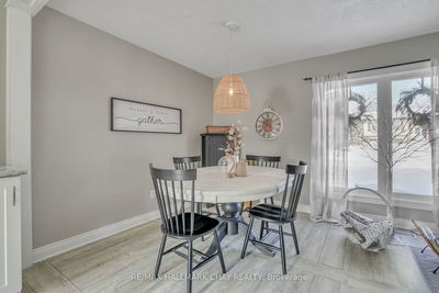 25 Shelley Lane, Barrie - Letitia Heights image-0-4