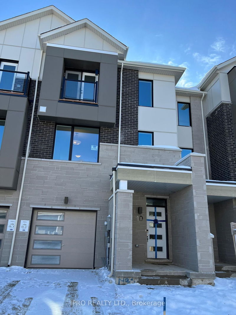 home for lease on 10 Pearen Lane