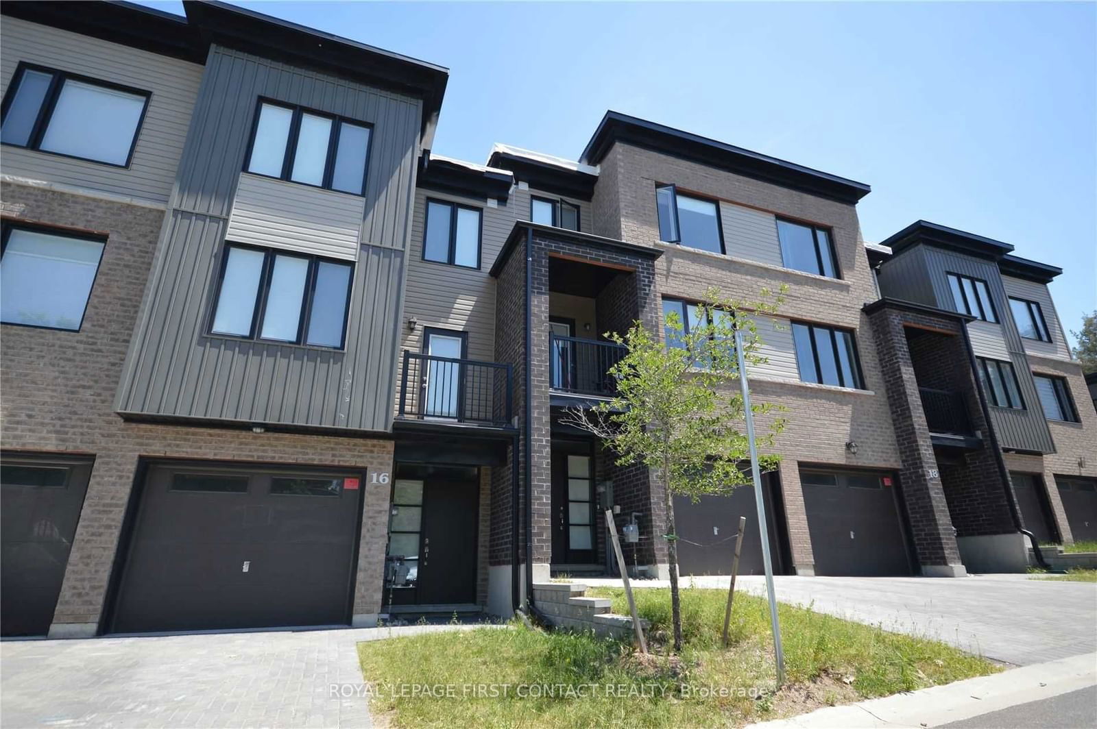 Townhouse for lease at 16-199 ARDAGH Road, Barrie, Ardagh, L4N 3V5 - MLS: S11961823