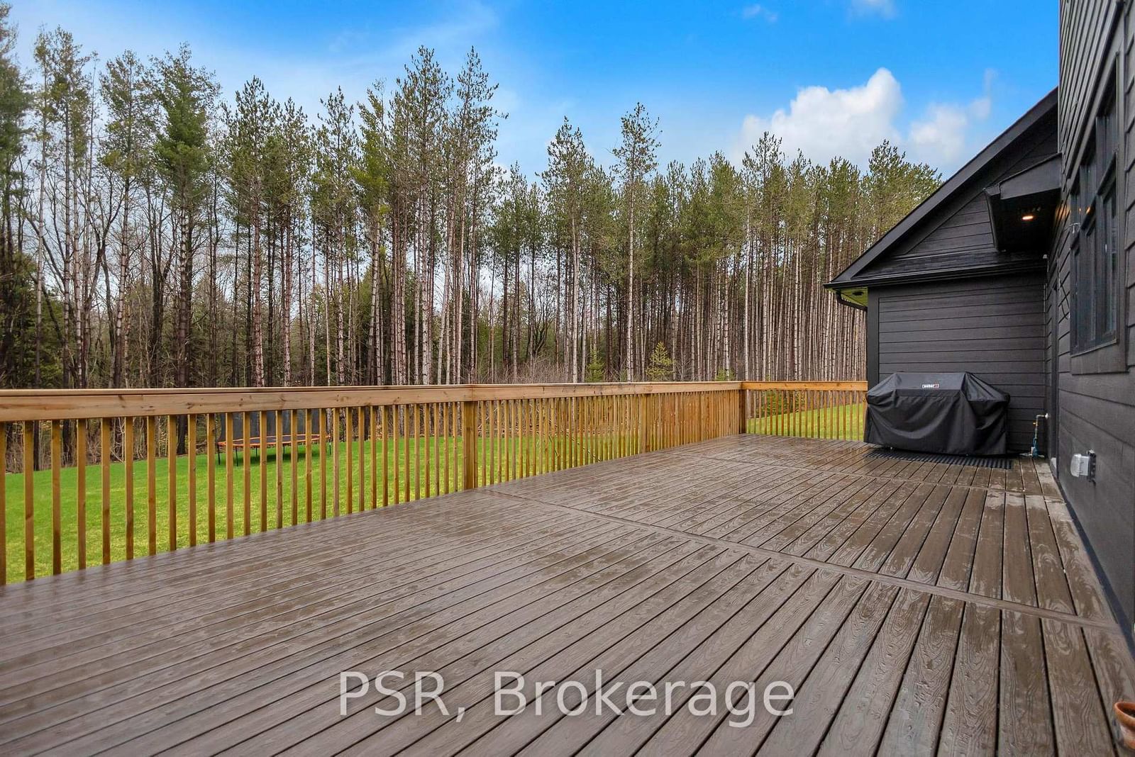Detached House sold at 72 Georgian Grande Drive, Oro-Medonte, Ontario, L0K 1E0 - Rural Oro-Medonte - MLS: S11963243