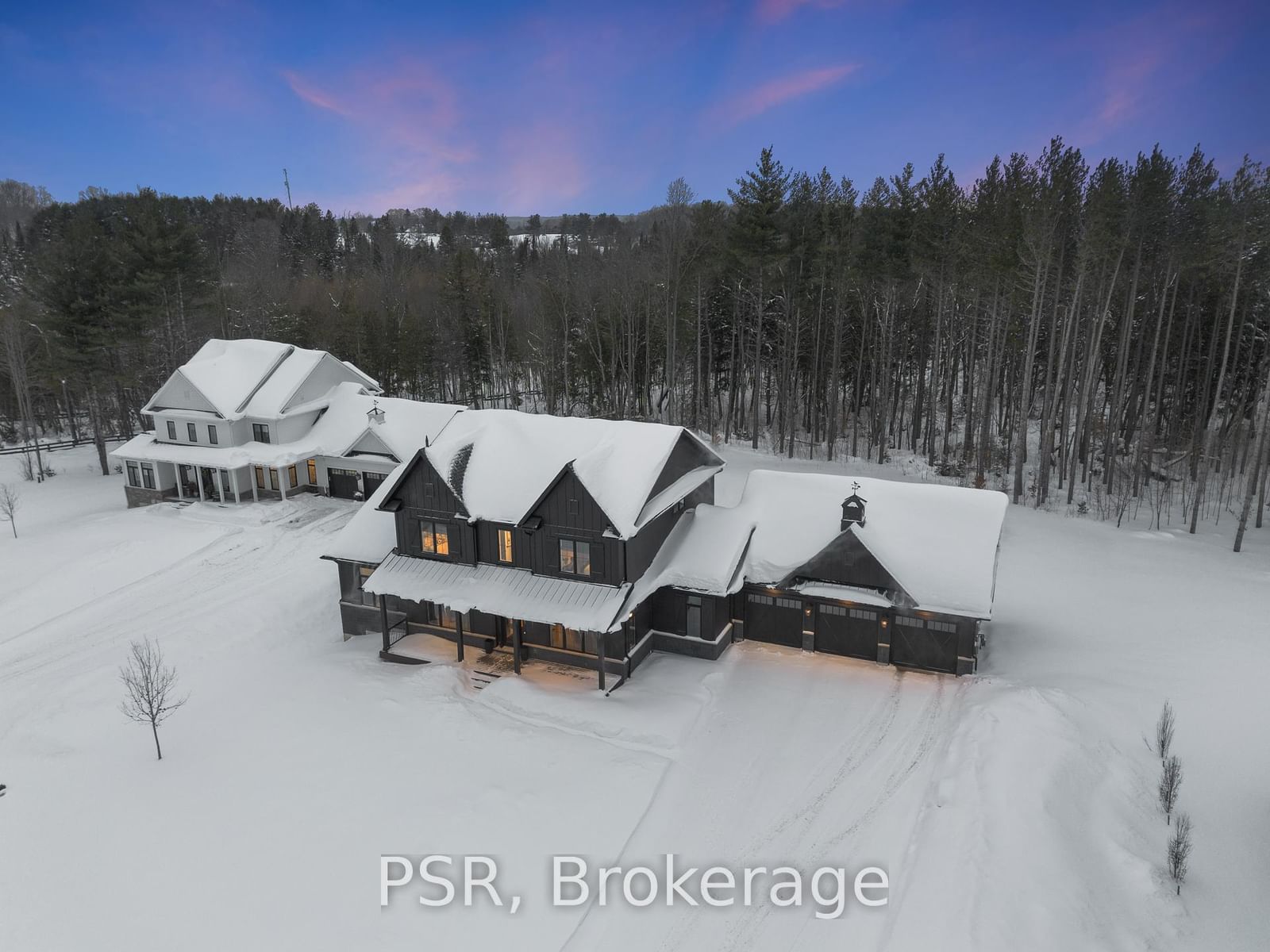 Detached House sold at 72 Georgian Grande Drive, Oro-Medonte, Ontario, L0K 1E0 - Rural Oro-Medonte - MLS: S11963243