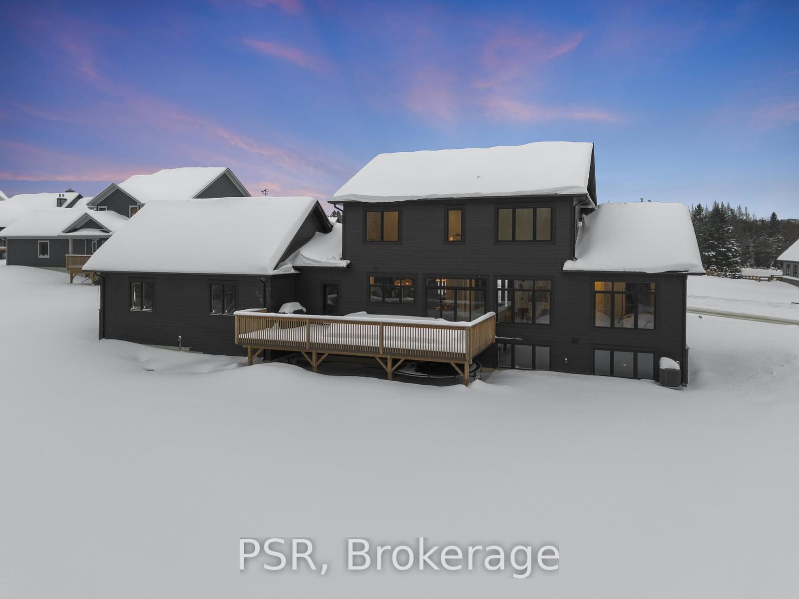 Detached House sold at 72 Georgian Grande Drive, Oro-Medonte, Ontario, L0K 1E0 - Rural Oro-Medonte - MLS: S11963243