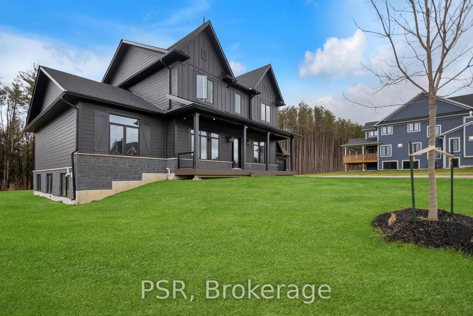 Detached House sold at 72 Georgian Grande Drive, Oro-Medonte, Ontario, L0K 1E0 - Rural Oro-Medonte - MLS: S11963243