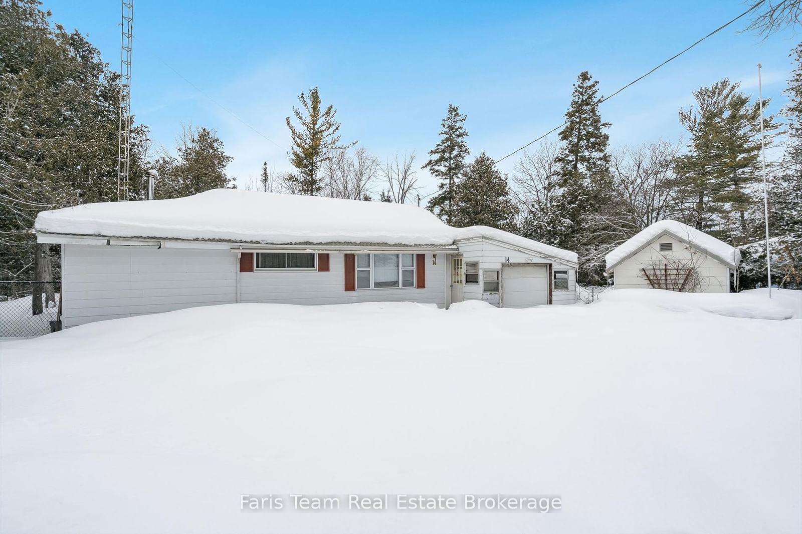 Detached House sold at 14 Earldom Boulevard, Tay, Port McNicoll, L0K 1R0 - MLS: S11963692