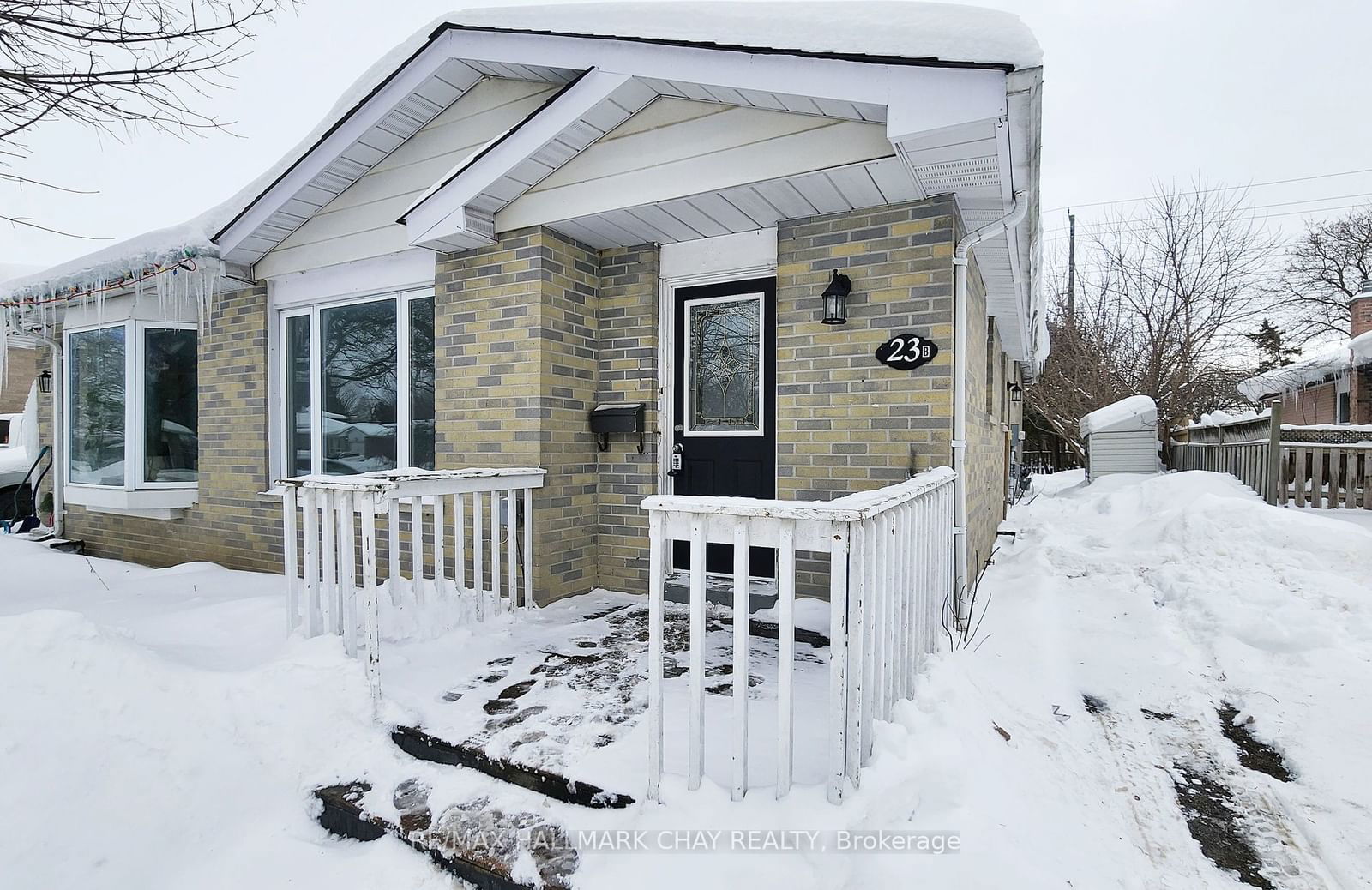 Semi-Detached House sold at 23B College Crescent, Barrie, Grove East, L4M 2W4 - MLS: S11965788