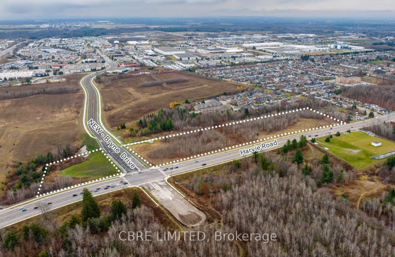 45 Harvie Rd, Barrie, L4N 0Z1 | Image 3