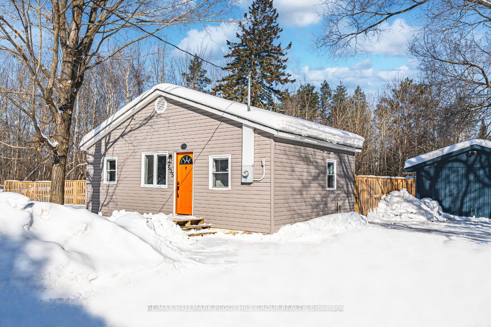 Detached House sold at 535 Algoma Avenue, Tay, Port McNicoll, L0K 1R0 - MLS: S11967300