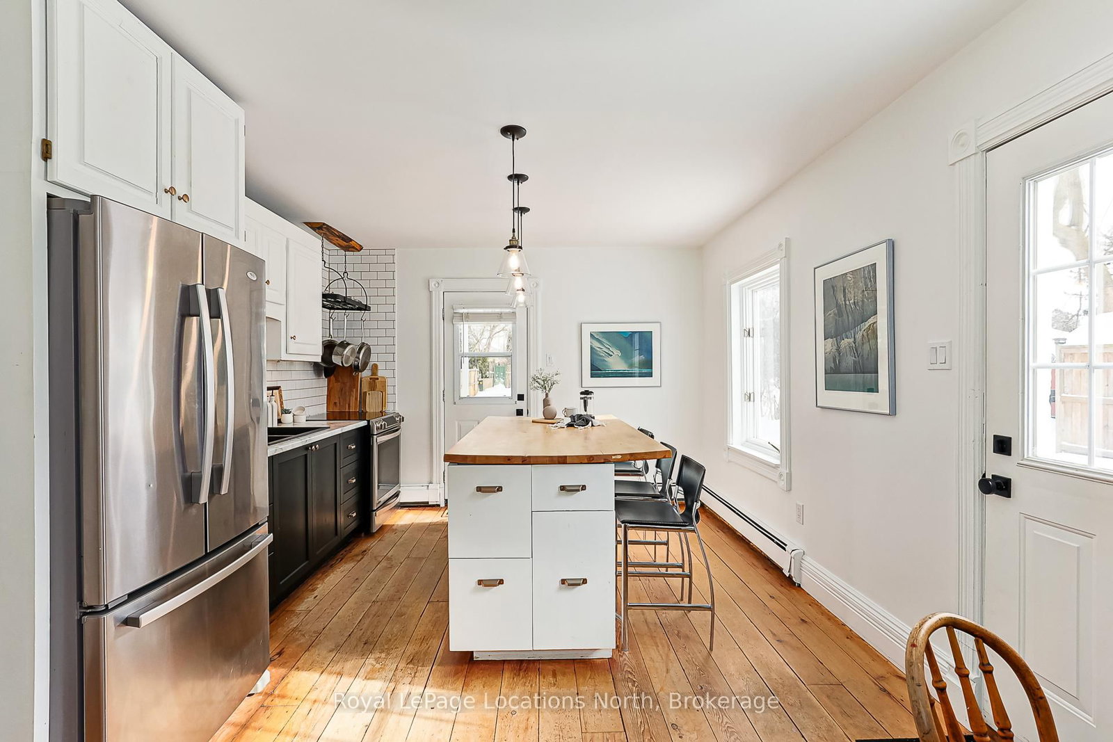 Listing Image 9