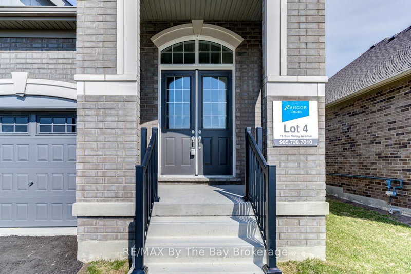 15 Sun Valley Ave, Wasaga Beach, L9Z 0N6 | Image 2