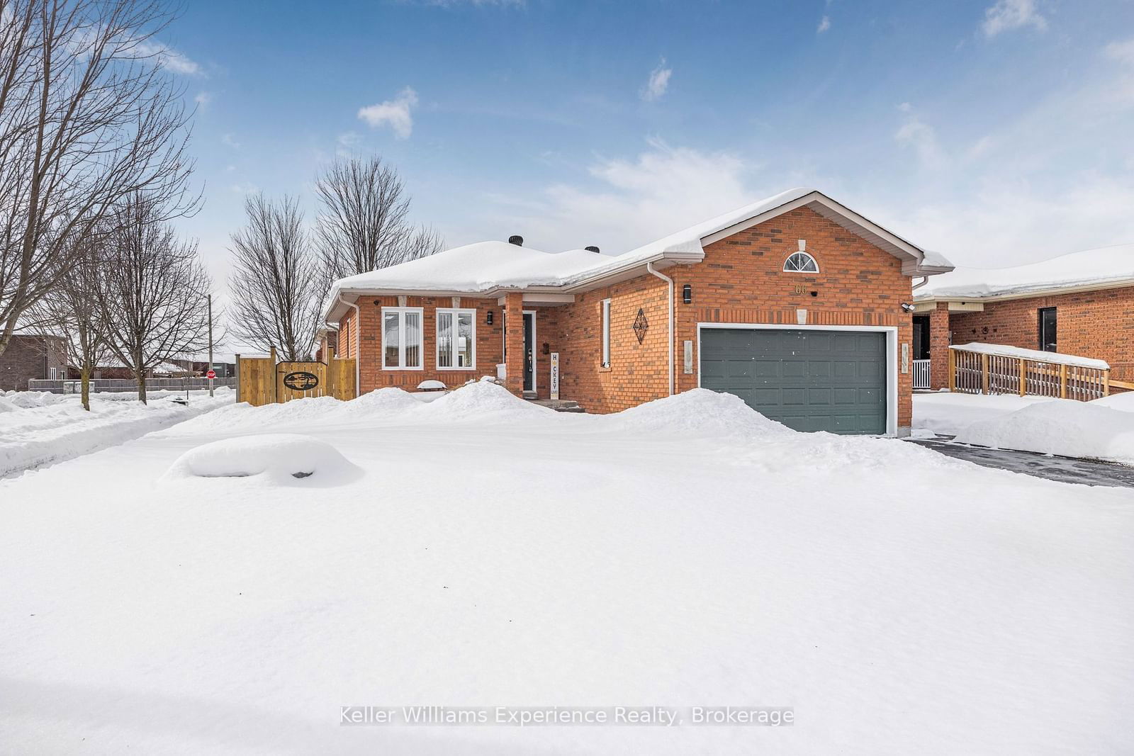 Detached House for sale at 66 Coleman Drive, Barrie, Edgehill Drive, L4N 0N9 - MLS: S11969137