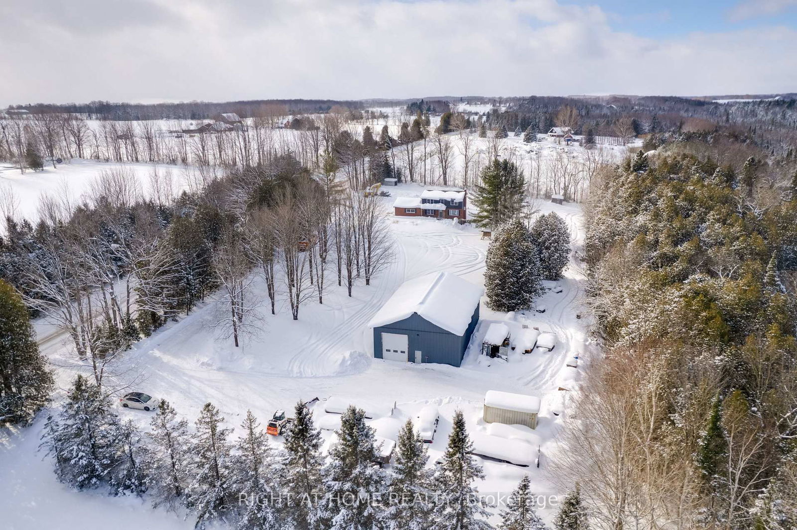 Detached House for sale at 1384 15/16 Sideroad, Oro-Medonte, Rural Oro-Medonte, L0L 1T0 - MLS: S11969241