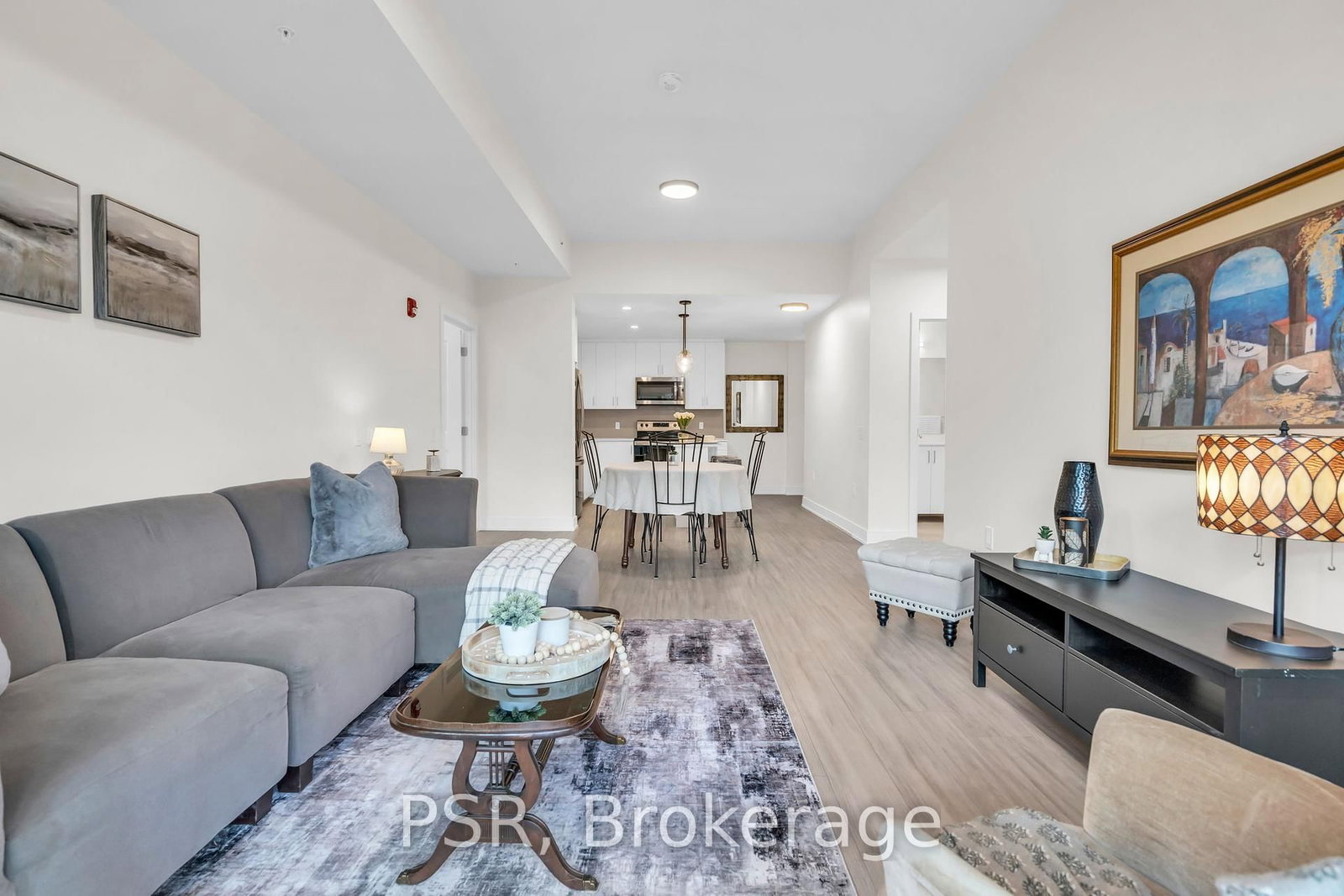 Listing Image 20