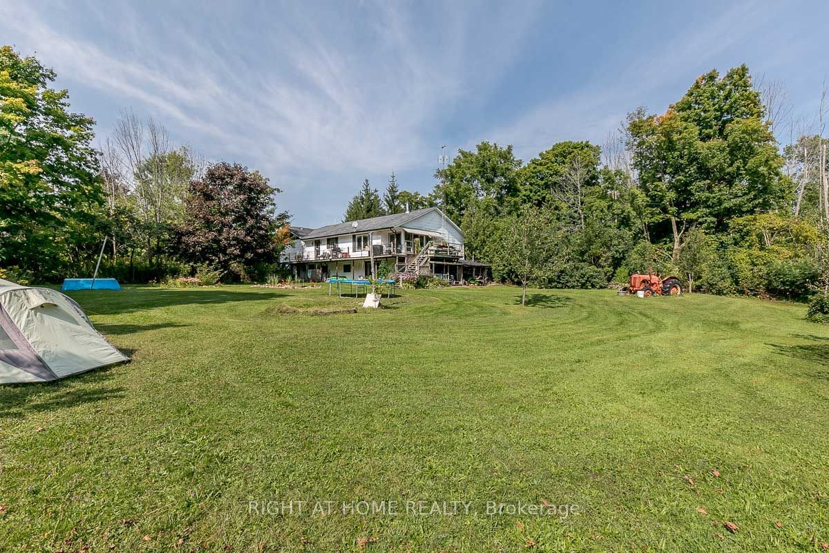 Detached House for sale at 401 RIDGE Road, Oro-Medonte, Rural Oro-Medonte, L0L 2E0 - MLS: S11971521