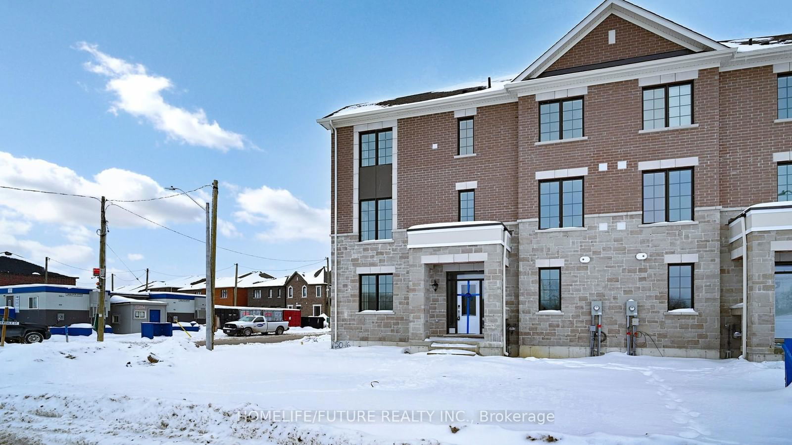 Townhouse leased at 2 Ennerdale Street, Barrie, Rural Barrie Southwest, L9J 0Z9 - MLS: S11971572