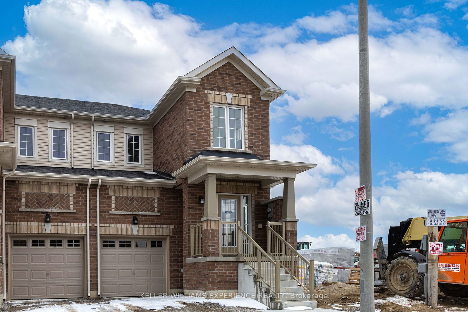 Townhouse for sale at 2 Wagon Lane, Barrie, Innis-Shore, L9J 0V1 - MLS: S11972169