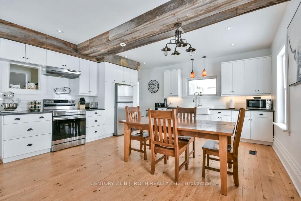 Detached House sold at 1153 Glengarry Landing Road, Springwater, Minesing, L9X 1E1 - MLS: S11975267
