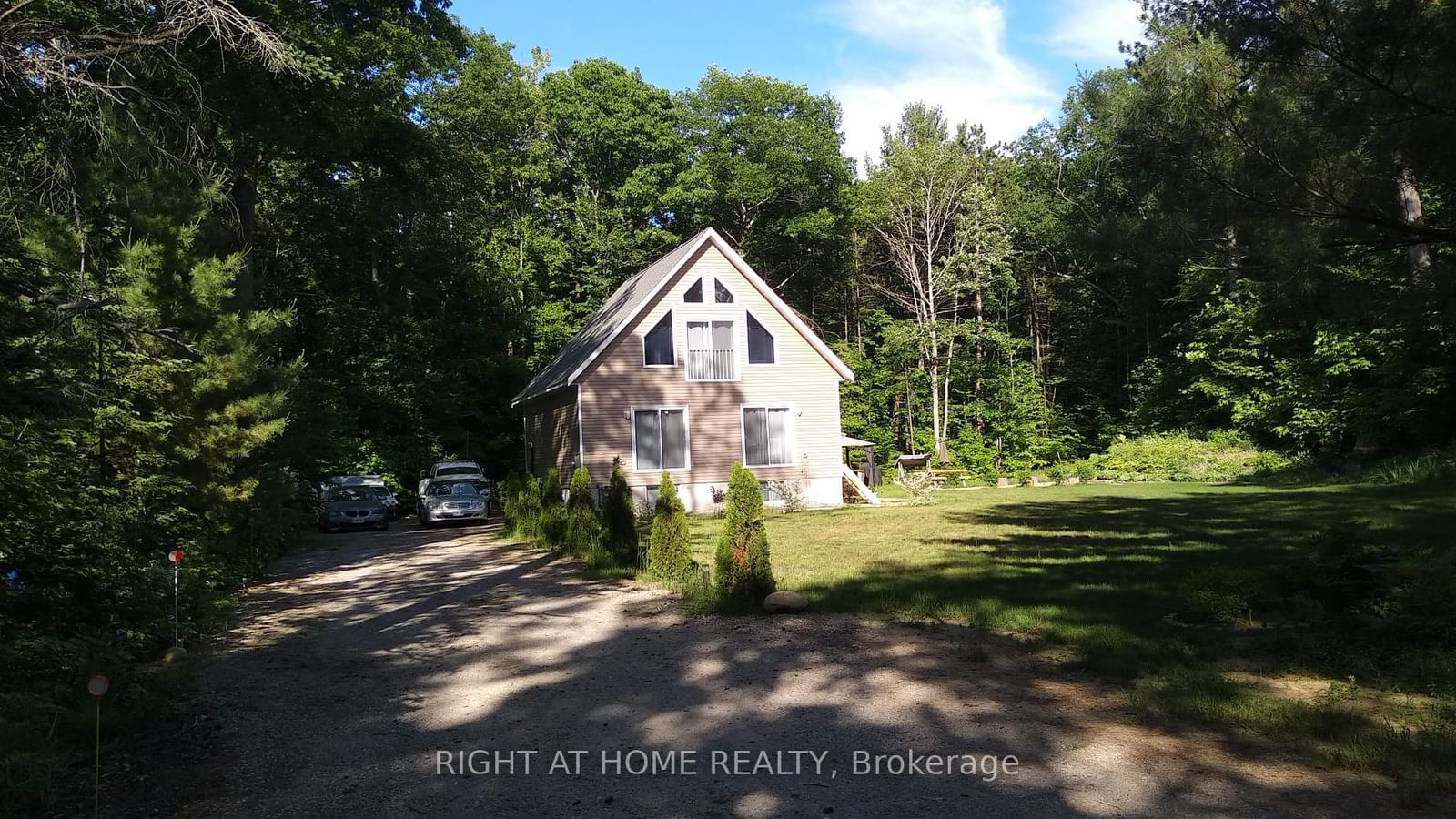 Detached House for sale at 37 Moreau Pkwy, Tiny, Rural Tiny, L9M 0H3 - MLS: S11975524