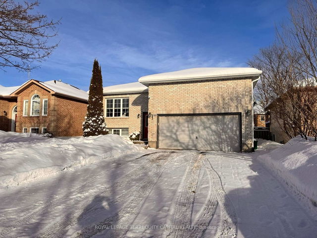 90 O'SHAUGHNESSY Crescent