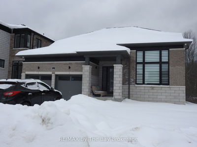 Detached House for lease at 35 Del Ray Crescent, Wasaga Beach, Wasaga Beach, L9Z 1J7 - MLS: S11977766