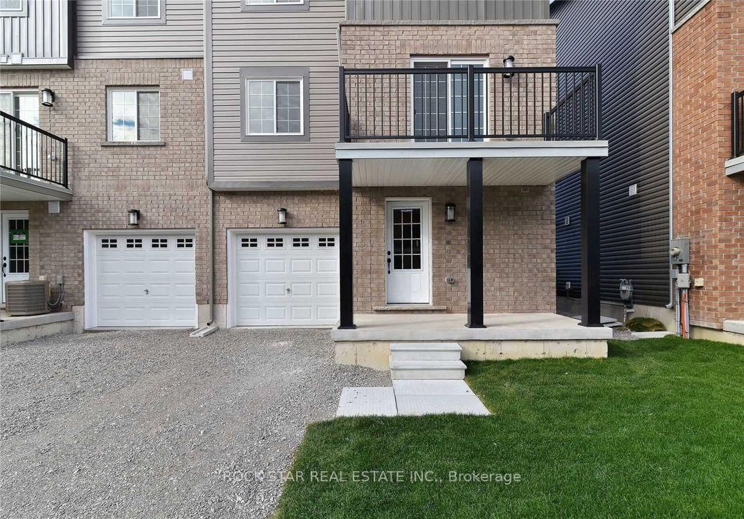 Townhouse for lease at 18 Andean Lane, Barrie, Holly, L4N 8G1 - MLS: S11978692