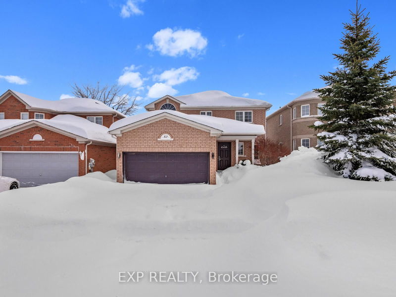 52 Stanley St, Barrie - East Bayfield image-0-0