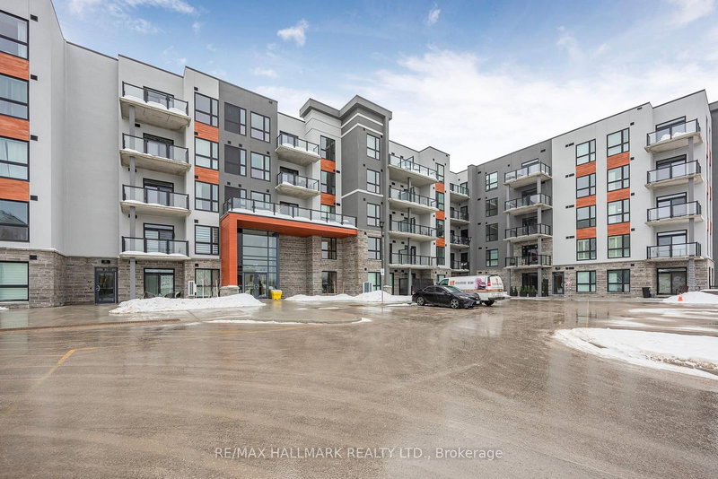 425 - 4 Kimberly Lane, Collingwood, L9Y 0Z7 | Image 3
