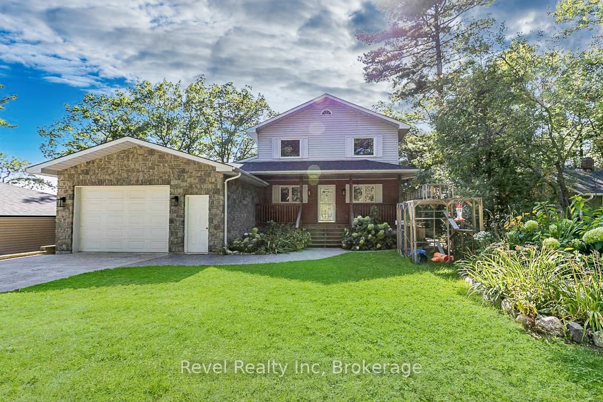 Detached House sold at 8 WILLOW Drive, Tiny, Rural Tiny, L0L 1P0 - MLS: S11980134