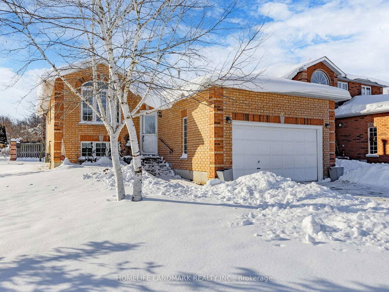 14 crompton Dr, Barrie - Little Lake image-0-0