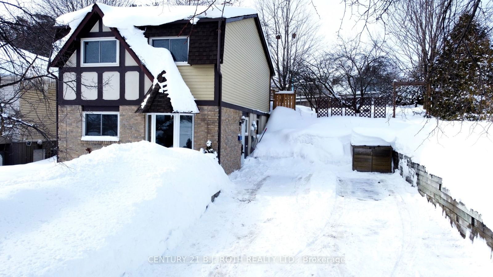 Detached House for sale at 2 Lewis Lane, Barrie, Letitia Heights, L4N 5B2 - MLS: S11980803