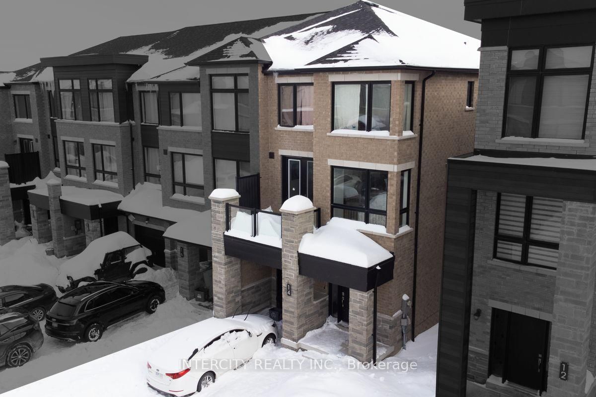 Townhouse for sale at 14 Blue Forest Crescent, Barrie, Innis-Shore, L9J 0N3 - MLS: S11981701