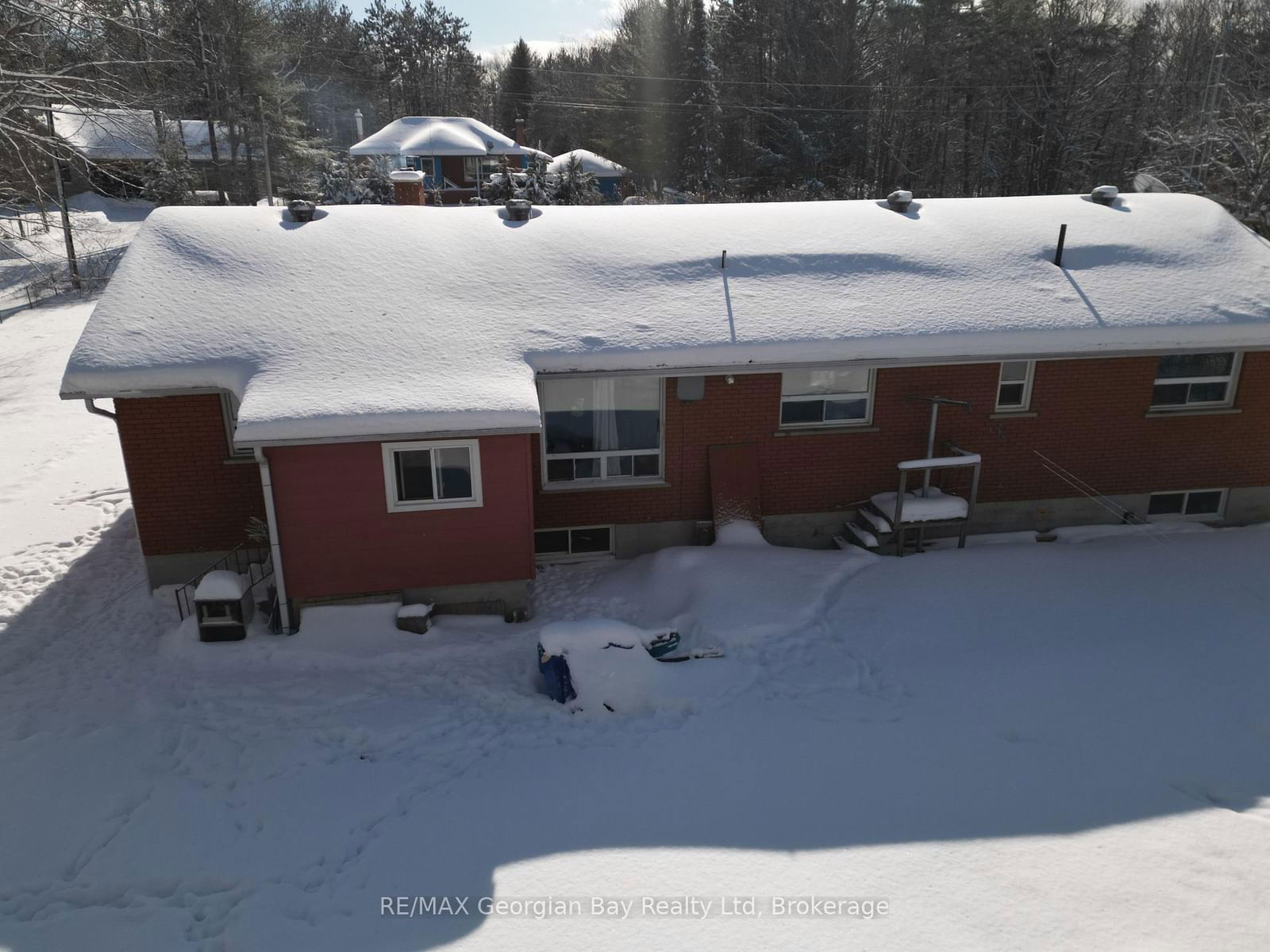 Detached House for sale at 22 Oakwood Avenue, Tiny, Rural Tiny, L9M 0J2 - MLS: S11982014