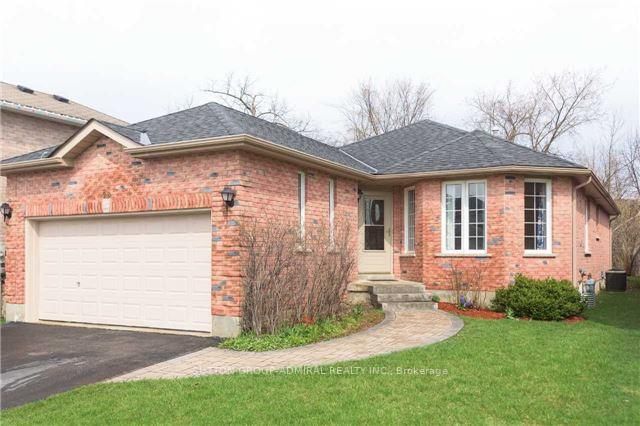 Detached House for lease at 98 Country Lane, Barrie, Painswick South, L4N 0N3 - MLS: S11983399