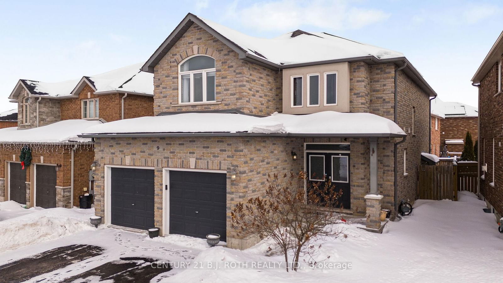 Detached House for sale at 9 KIERLAND Road, Barrie, Ardagh, L4N 6G5 - MLS: S11985518